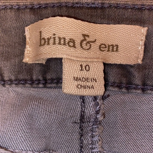 BRINA & EM Skinny Jeans Floral Pattern Gray on Gray Floral in Size 10 - Picture 4 of 7